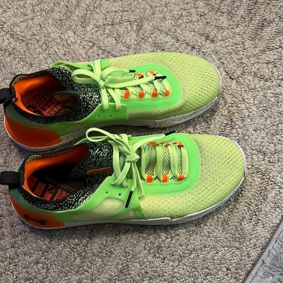 Under Armour Tribase Reign running shoes - Picture 1 of 5